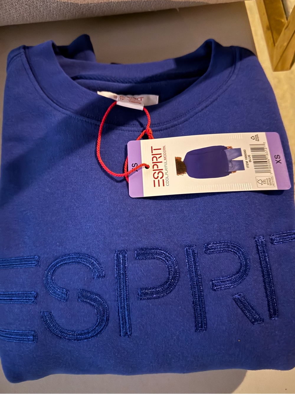 Esprit NWT Women's Logo 80's Crewneck Viral - Blue SZ XS SOLD OUT VIRAL COSTCO